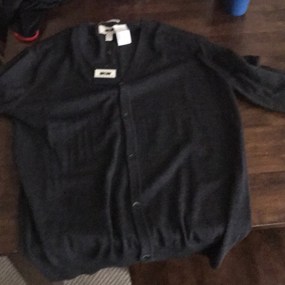 2XT dress shirt/light pull over. Brand new w/tags - Picture 2 of 2